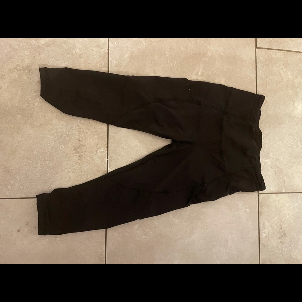 Lululemon Capri leggings.